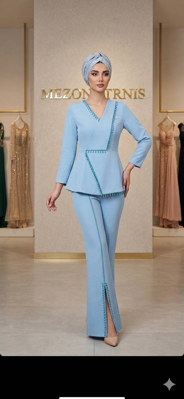 Elegant Light Blue Pearl Embellished Women's Suit Set –