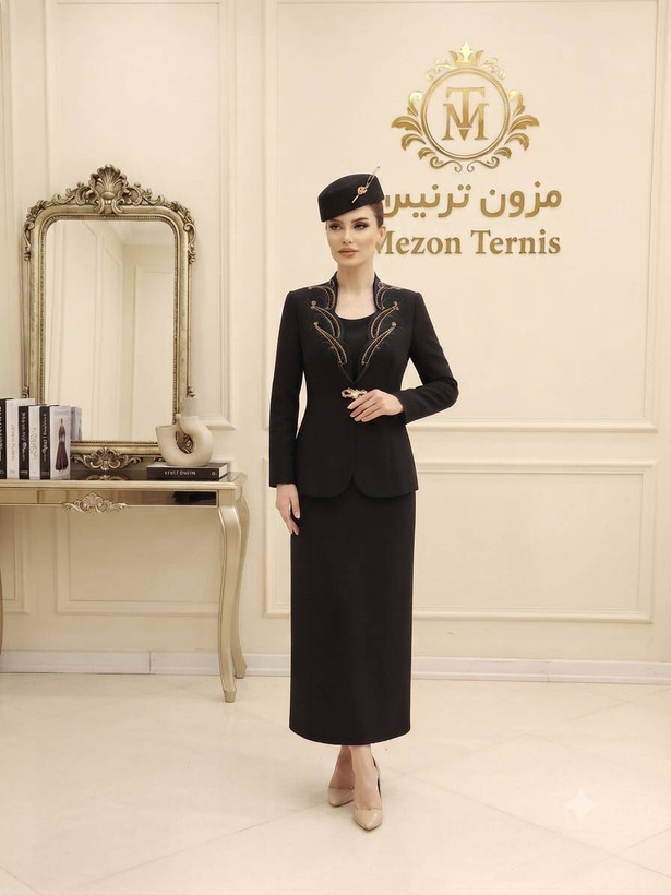 کت و دامن زنانه مجلسی با نگین دوزی _ کد ۱۵۰